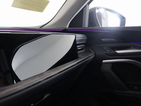 Used 2025 Audi Q5 Premium Plus w/ Premium Plus image 8