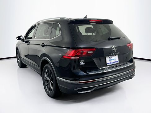Used 2022 Volkswagen Tiguan SE image 7
