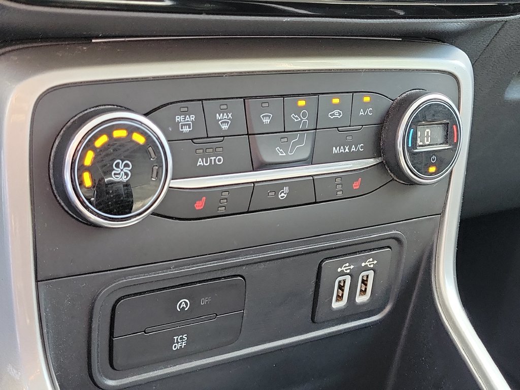 Used 2019 Ford EcoSport Titanium FWD image 17