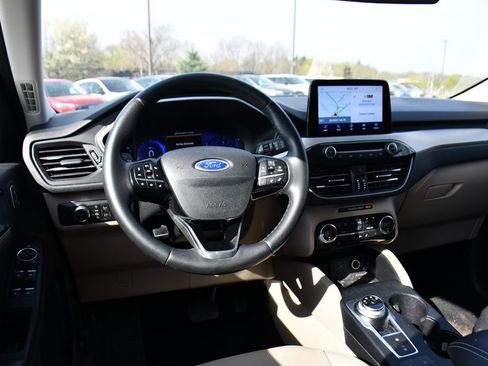 Used 2021 Ford Escape SEL w/ Technology Package AWD/4WD image 12