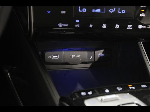 Certified 2024 Hyundai Tucson Limited AWD/4WD image 14