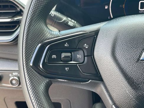 Used 2024 Chevrolet TrailBlazer LT FWD image 37