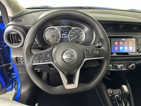 Used 2021 Nissan Kicks S image 14
