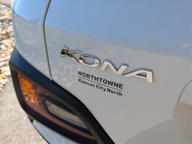 Used 2021 Hyundai Kona SE w/ Cargo Package AWD/4WD image 17