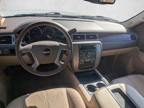 Used 2014 GMC Yukon SLE image 14