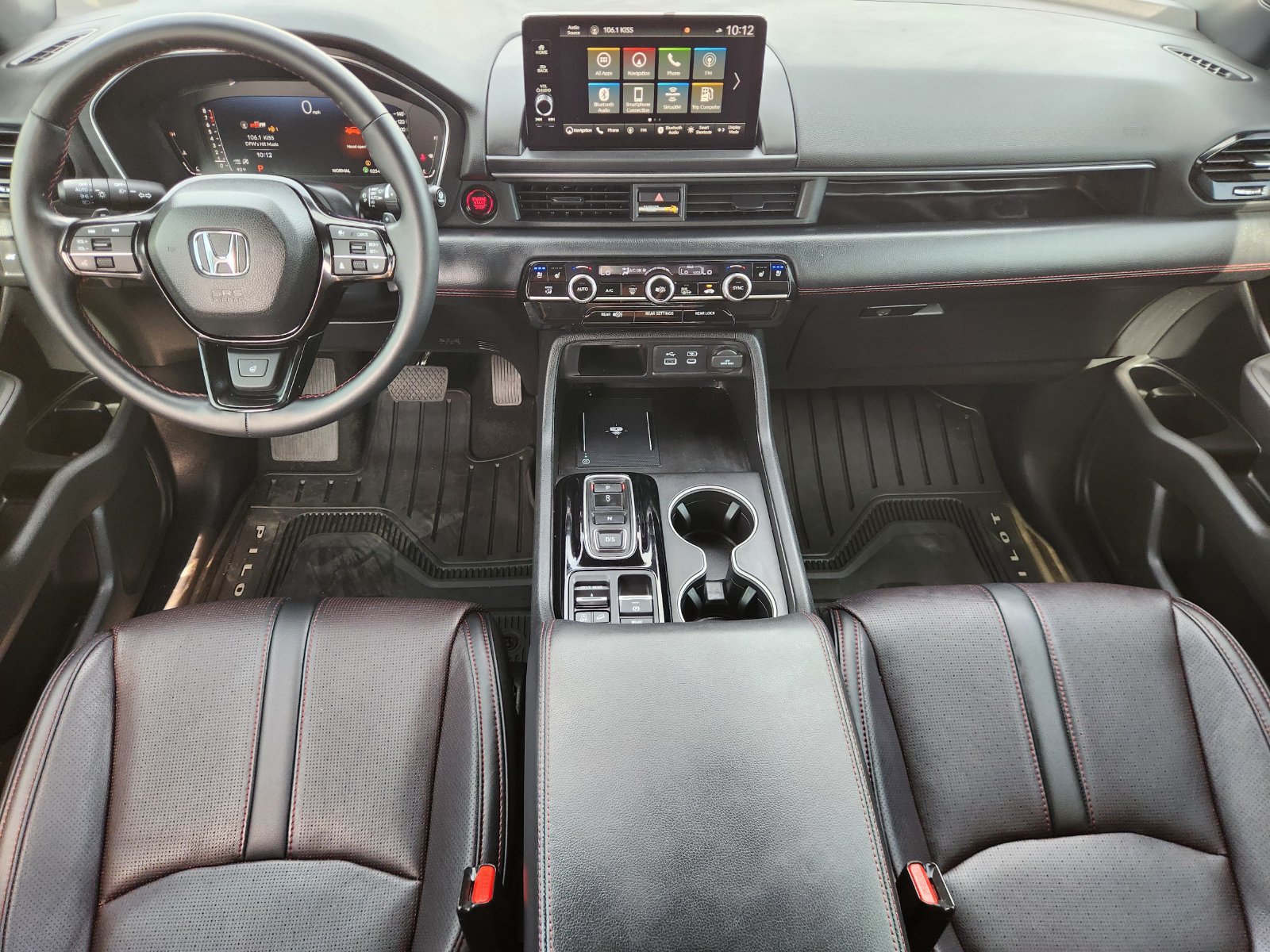 Used 2025 Honda Pilot Black Edition image 26
