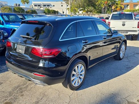 Used 2020 Mercedes-Benz GLC 300 image 3