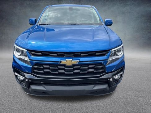 Used 2022 Chevrolet Colorado LT w/ Luxury Package AWD/4WD image 2