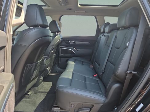 Used 2025 Kia Telluride SX AWD/4WD image 29