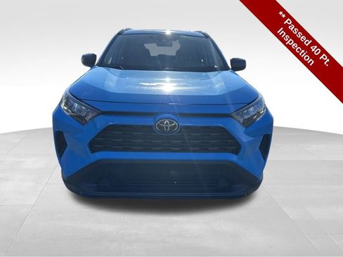 Used 2019 Toyota RAV4 LE image 9
