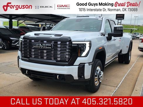 New 2026 GMC Sierra 3500 Denali Ultimate AWD/4WD image 6