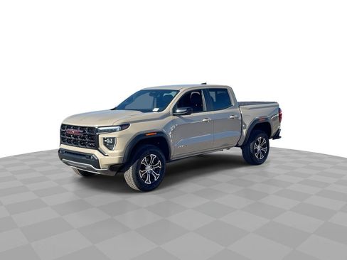 Used 2024 GMC Canyon AT4 image 4