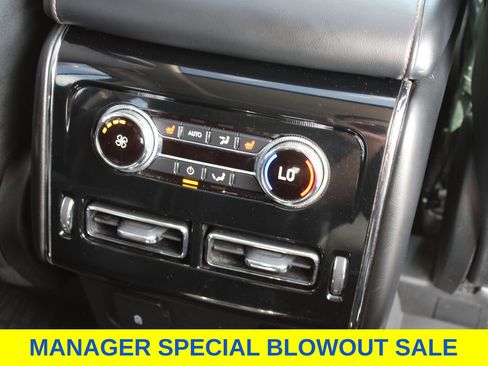 Used 2022 Lincoln Aviator AWD w/ Premium Package image 26