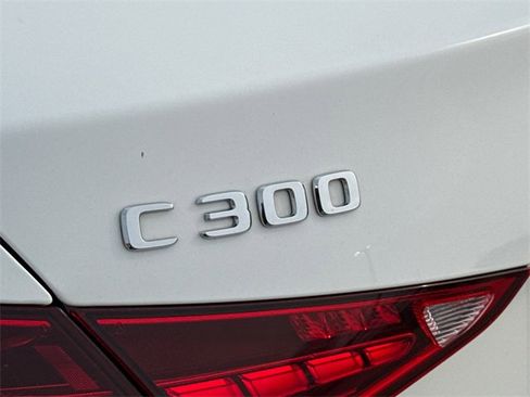 Used 2023 Mercedes-Benz C 300 4MATIC Sedan image 12