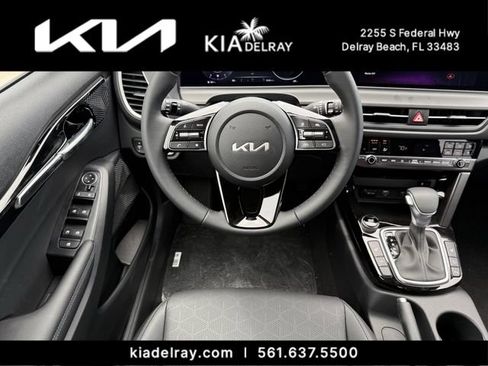 New 2026 Kia Seltos EX FWD image 11