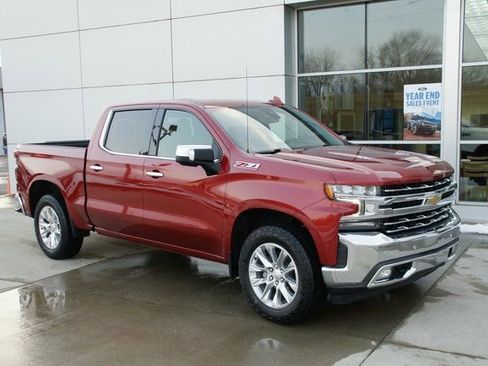 Used 2022 Chevrolet Silverado 1500 LTZ w/ Safety Package II image 2