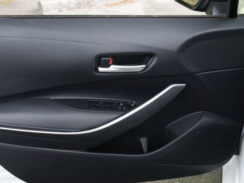 Used 2022 Toyota Corolla SE image 21