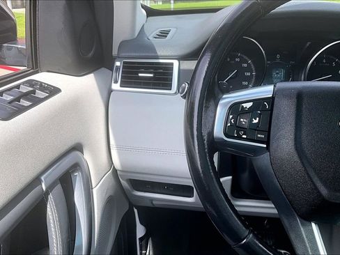 Used 2018 Land Rover Discovery Sport HSE AWD/4WD image 28
