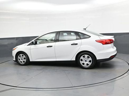 Used 2015 Ford Focus S FWD image 6
