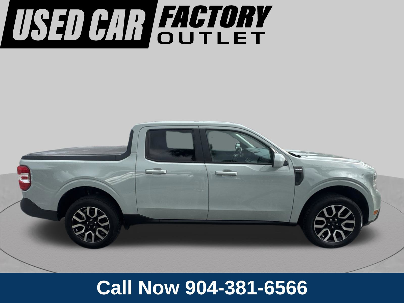 Used 2023 Ford Maverick Lariat FWD image 2