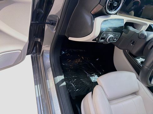 Used 2020 Mercedes-Benz A 220 4MATIC image 9