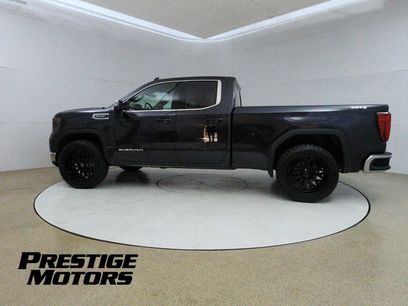 Used 2023 GMC Sierra 1500 SLE w/ Enhanced Capability Package