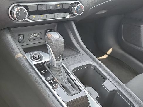 Used 2025 Nissan Sentra SV FWD image 16