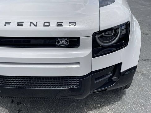 New 2026 Land Rover Defender 110 X-Dynamic SE AWD/4WD image 7