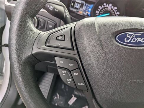 New 2024 Ford Edge SE image 12