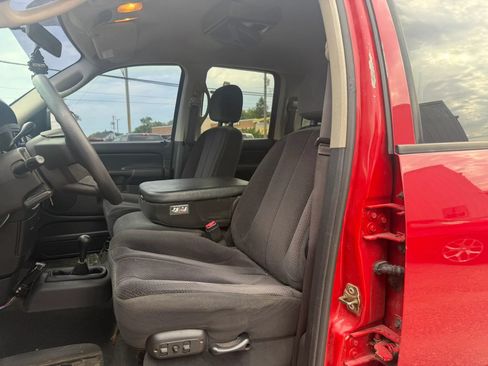 Used 2004 Dodge Ram 3500 Truck SLT w/ Sport Appearance Group AWD/4WD image 15