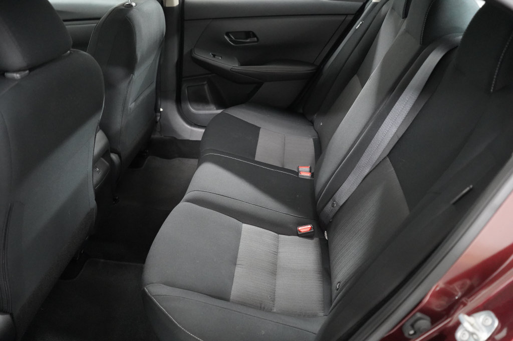 Used 2024 Nissan Sentra SV FWD image 18