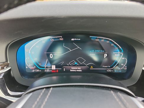 Used 2023 BMW 530e image 19