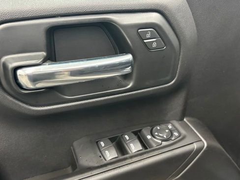 New 2026 Chevrolet Silverado 1500 Custom Trail Boss w/ LPO, Dark Essentials Package AWD/4WD image 16