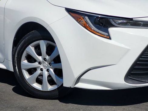 Used 2024 Toyota Corolla LE FWD image 9