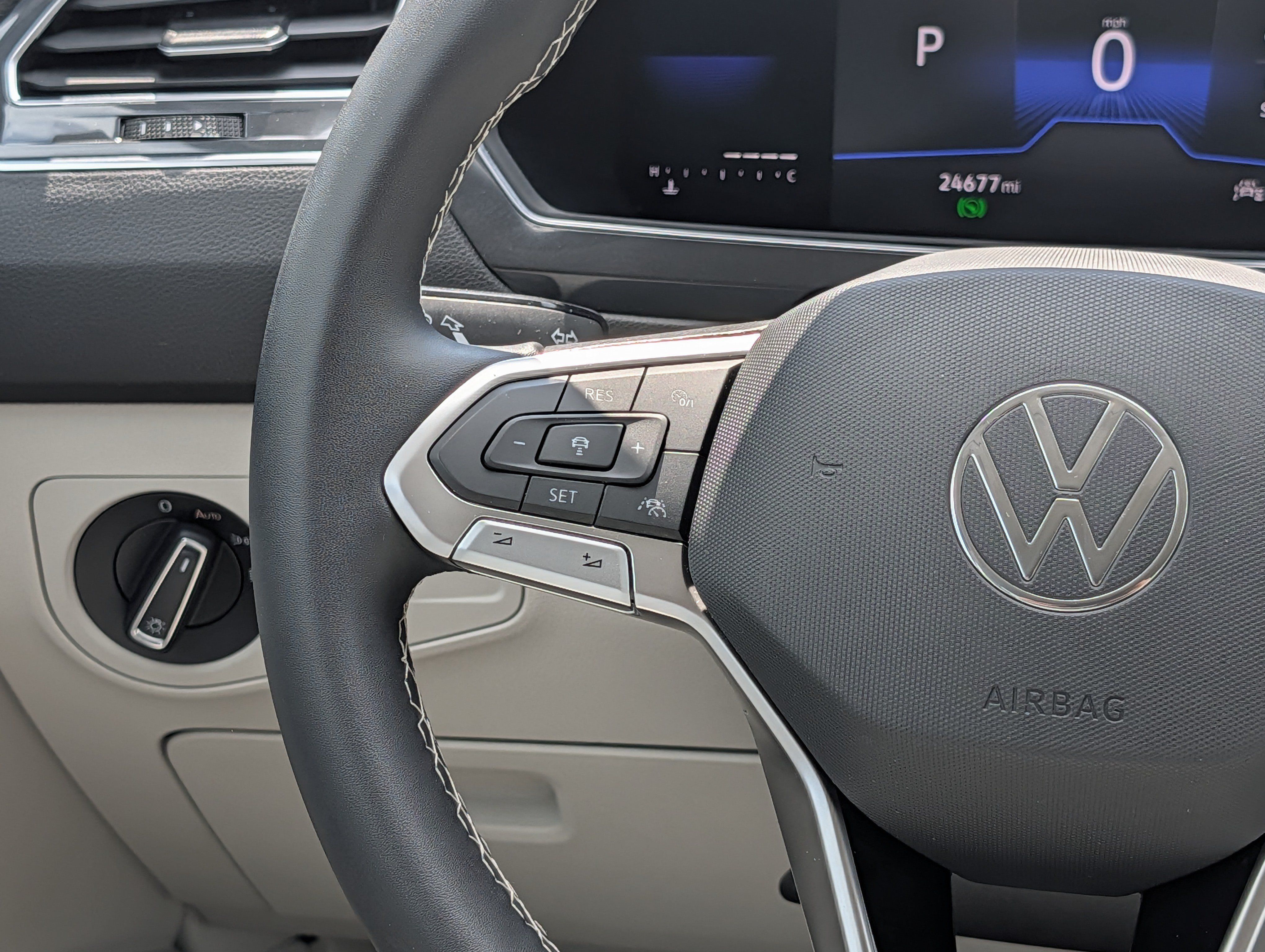 Certified 2022 Volkswagen Tiguan SE AWD/4WD image 21