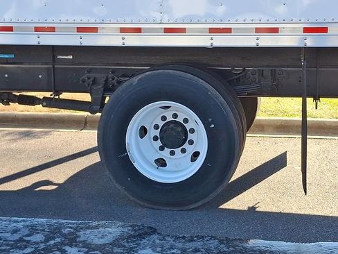 Used 2023 Ford F650 2WD Regular Cab Super Duty image 8