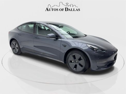 Used 2023 Tesla Model 3 Standard Range image 2