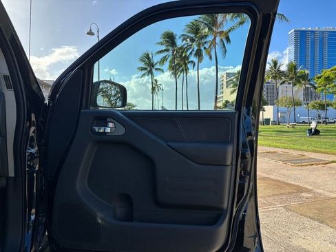 Used 2020 Nissan Frontier PRO-4X AWD/4WD image 15