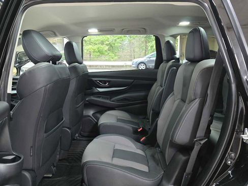 Used 2022 Subaru Ascent Onyx Edition image 16
