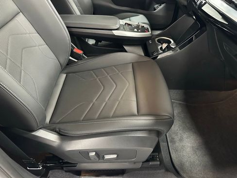 Used 2025 BMW X1 xDrive28i image 53