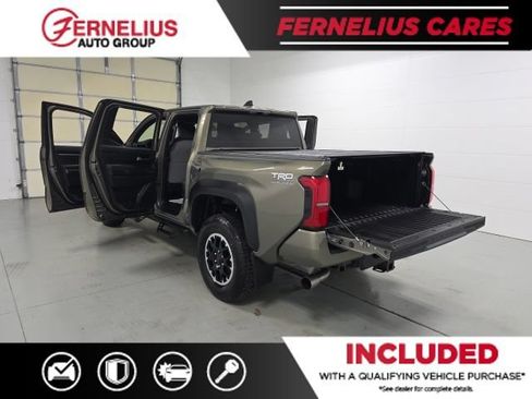 Used 2024 Toyota Tacoma TRD Off-Road AWD/4WD image 13