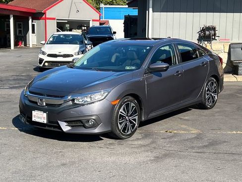 Used 2017 Honda Civic EX-L image 2