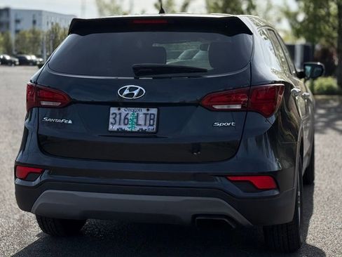 Used 2018 Hyundai Santa Fe Sport image 5