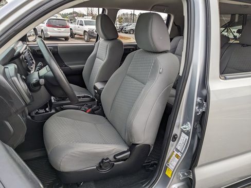 Used 2021 Toyota Tacoma SR image 32