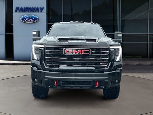 Used 2026 GMC Sierra 2500 AT4X AWD/4WD image 2