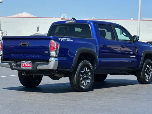 Certified 2023 Toyota Tacoma SR5 image 2