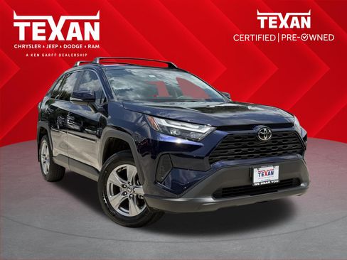 Used 2025 Toyota RAV4 XLE w/ Convenience Package FWD image 1
