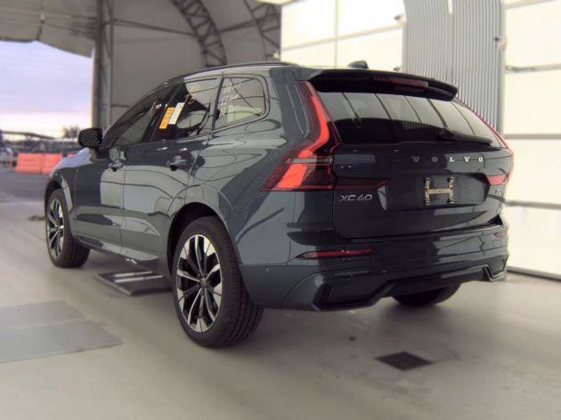 Used 2026 Volvo XC60 B5 Plus AWD/4WD image 3