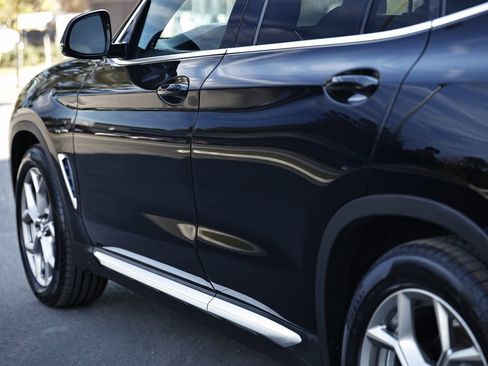 Used 2021 BMW X3 xDrive30i w/ Premium Package image 9