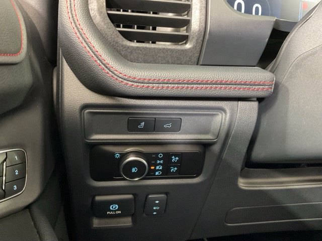 Used 2023 Ford Expedition Limited AWD/4WD image 22